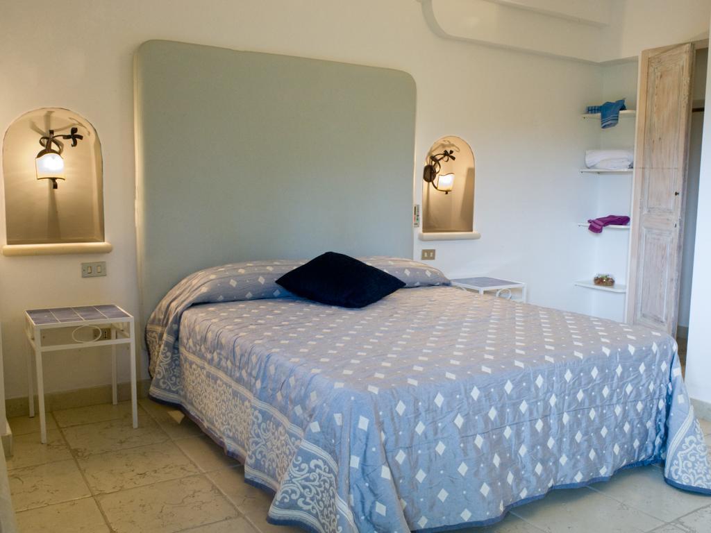 Borgo Fiore Country House Salice Salentino Eksteriør billede
