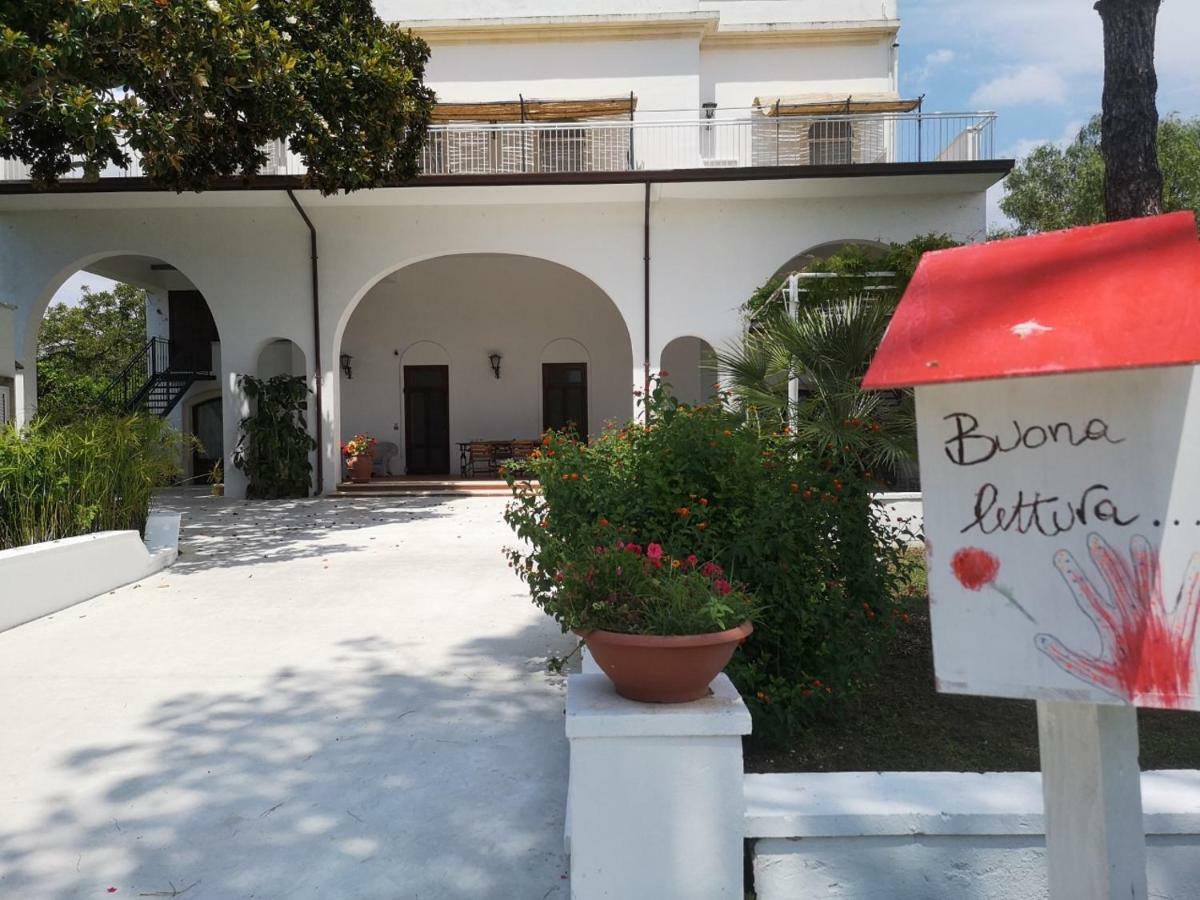 Borgo Fiore Country House Salice Salentino Eksteriør billede